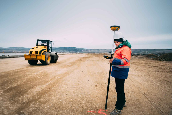 Ingeniería Geomática · Topógrafos para Servicios Topográficos y Geomáticos Palau-solità i Plegamans