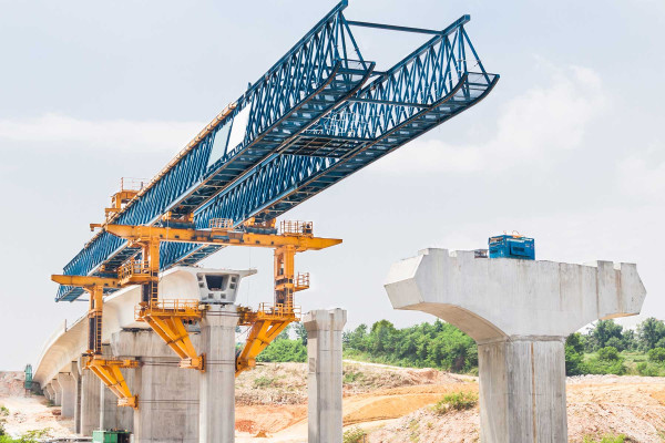 Ingenieros Topógrafos · Topógrafos para Servicios Topográficos y Geomáticos Igualada